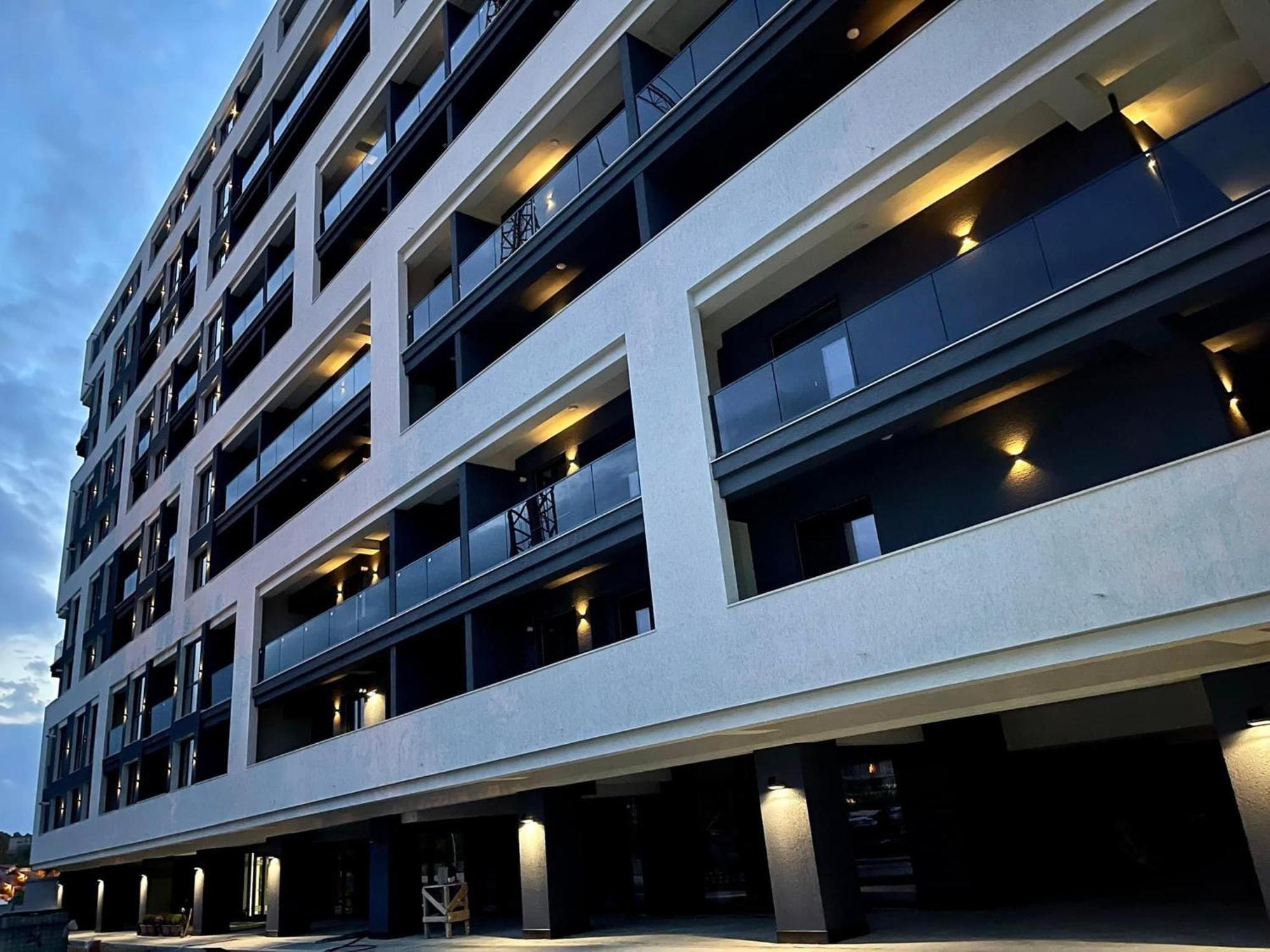 雅西Sky View - Free Parking公寓 外观 照片